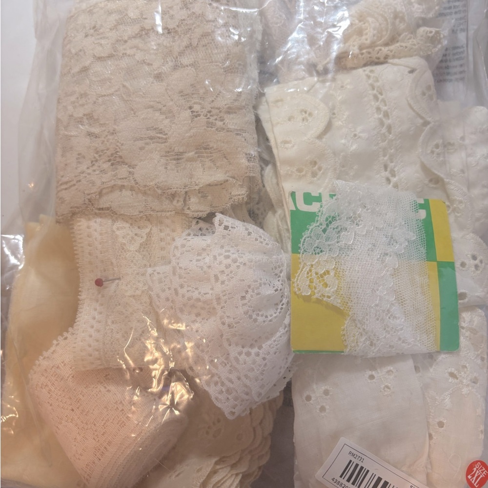 Lace Fabric Bundle in Cream and White